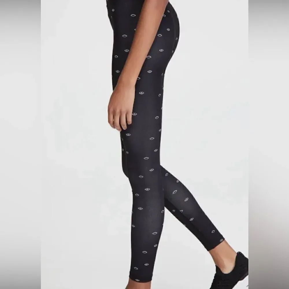 Spiritual Gangster Essential High Waist Legging with eye detail. S